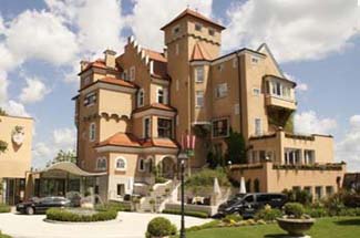 hotel schloss monchstein