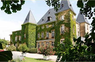 chateau d'adomenil