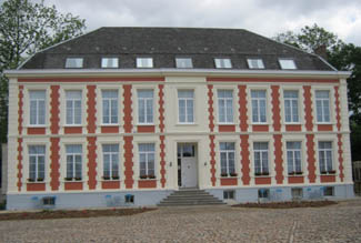 chateau de moulin le comte